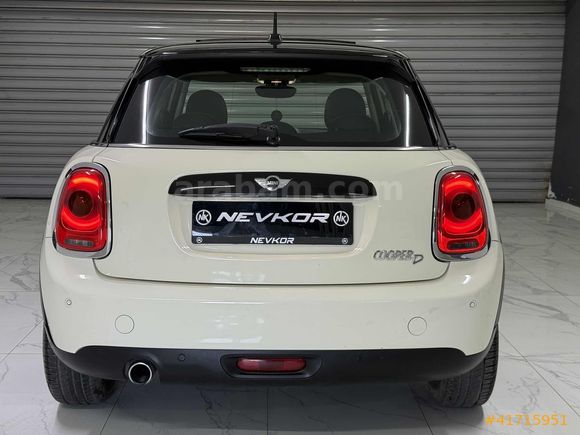 NEVKOR AUTO'DAN BOYASIZ CAM TAVAN 1.5 DİZEL MINI CHILI OTOMATİK