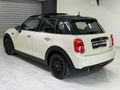 NEVKOR AUTO'DAN BOYASIZ CAM TAVAN 1.5 DİZEL MINI CHILI OTOMATİK
