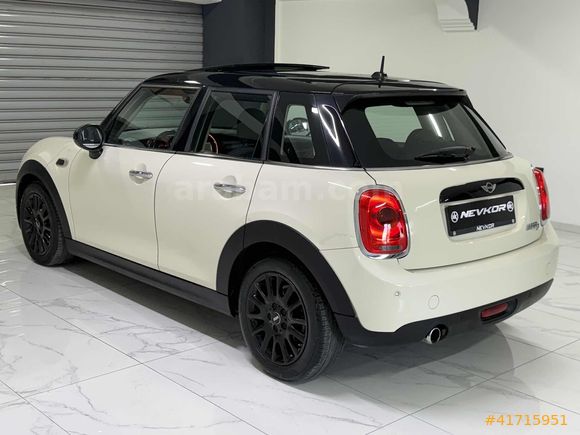 NEVKOR AUTO'DAN BOYASIZ CAM TAVAN 1.5 DİZEL MINI CHILI OTOMATİK