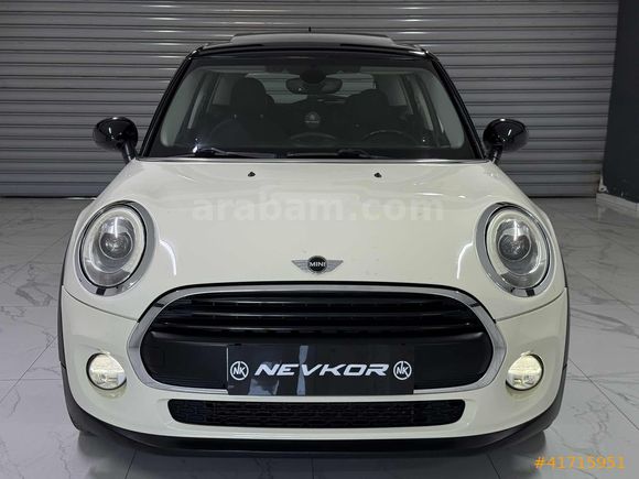 NEVKOR AUTO'DAN BOYASIZ CAM TAVAN 1.5 DİZEL MINI CHILI OTOMATİK