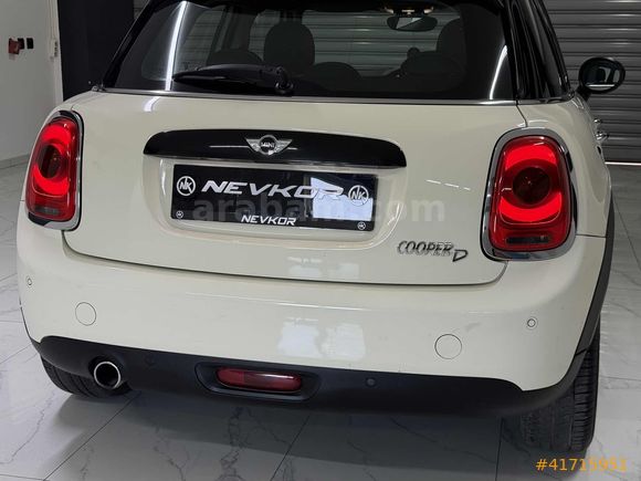 NEVKOR AUTO'DAN BOYASIZ CAM TAVAN 1.5 DİZEL MINI CHILI OTOMATİK