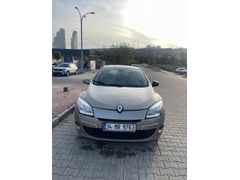 Sahibinden Renault Megane 1.5 dCi Privilege 2010 Model  240.000 km Bej