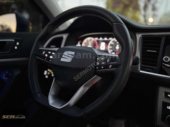 HATASIZ BOYASIZ CAM TAVAN ATECA 40BİN KM