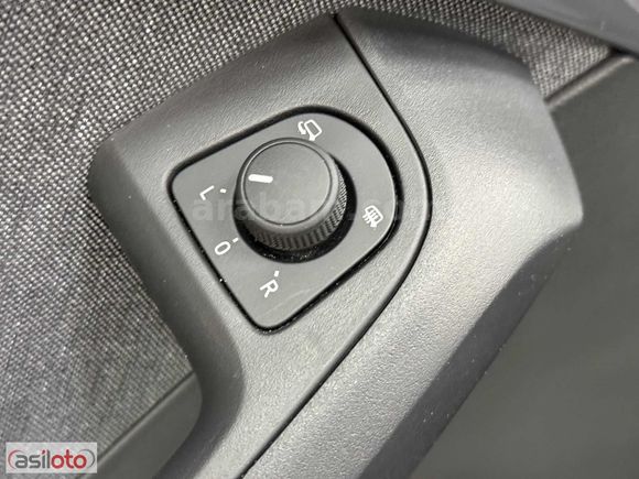 ASİL'den BOYASIZ 2026 Seat Ateca Style Plus CAM TAVAN