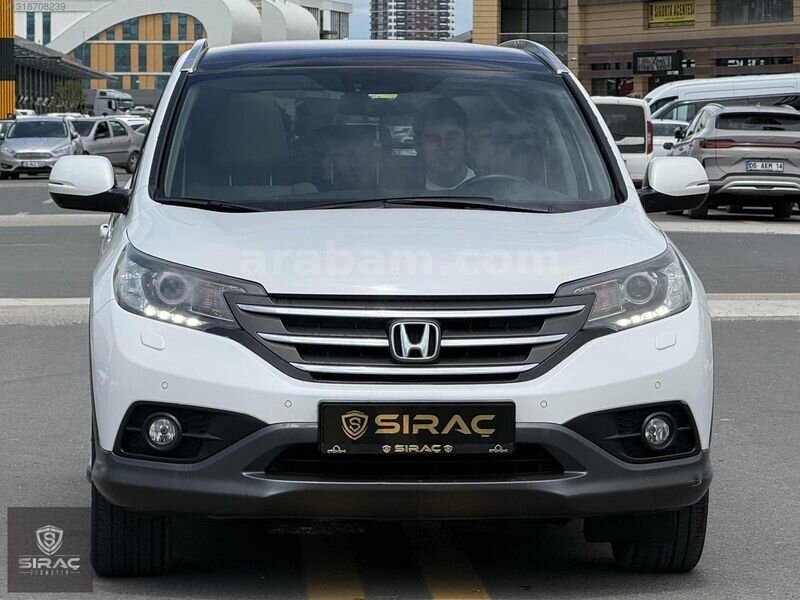 Galeriden Honda CR-V 2.0i Executive 2013 Model Ankara 135.000 km Beyaz