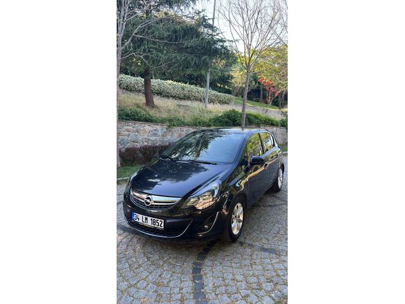 Sahibinden Opel Corsa 1.2 Twinport Active 2014 Model  130.000 km Siyah
