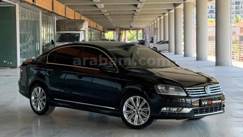 VEİS OTOMOTİV'DEN 2014 1.4 TSI DEĞİŞENSİZ BAKIMLI TEMİZ PASSAT