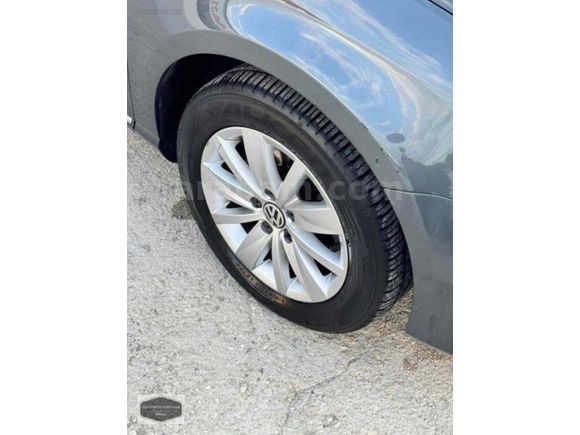 TEMİZ DEĞİŞENSİZ PASSAT