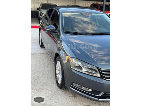 TEMİZ DEĞİŞENSİZ PASSAT