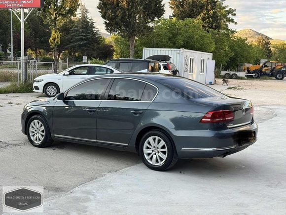 TEMİZ DEĞİŞENSİZ PASSAT