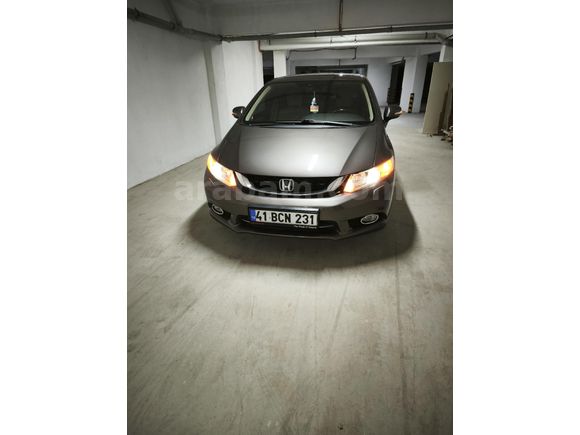 Sahibinden Honda Civic 1.6i VTEC Eco Elegance 2014 Model