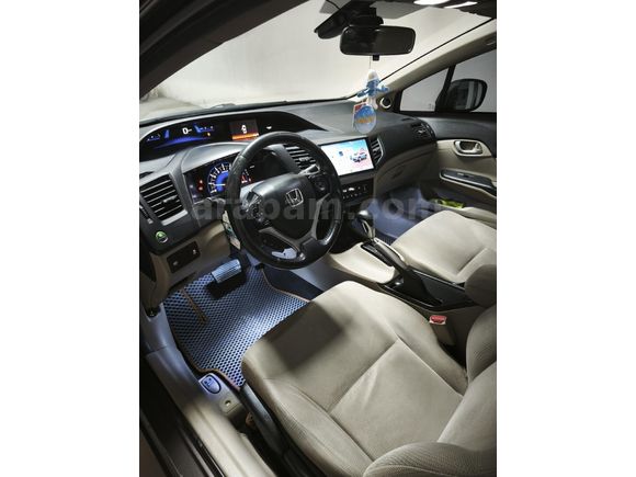 Sahibinden Honda Civic 1.6i VTEC Eco Elegance 2014 Model
