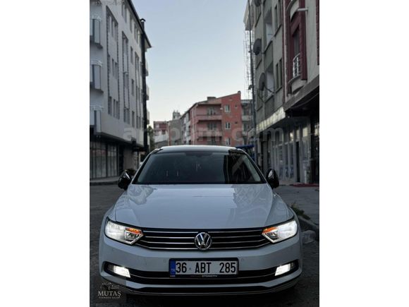 DEĞİŞENSİZ TRAMERSİZ CAM TAVAN DSG COMFORTLİNE 240 km PASSAT