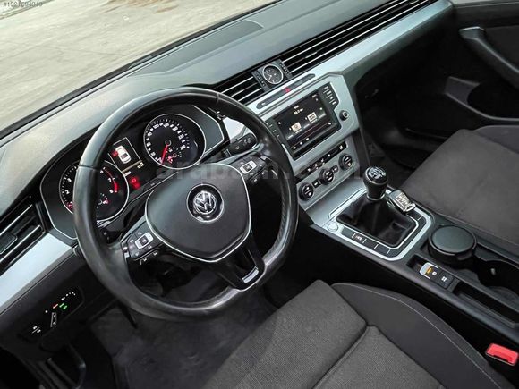 BULVAR AUTO'DAN 2016 PASSAT 155.000 KM HTSZ COMFRTLNE CAM TAVAN