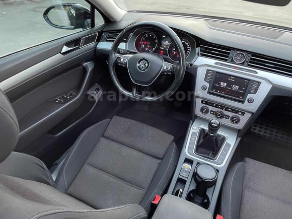 BULVAR AUTO'DAN 2016 PASSAT 155.000 KM HTSZ COMFRTLNE CAM TAVAN