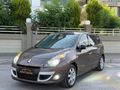AZAT AUTO,DAN 2011 MODEL 1.5 DCİ RENAULT GRAND SCENİC 7 KİŞİLİK