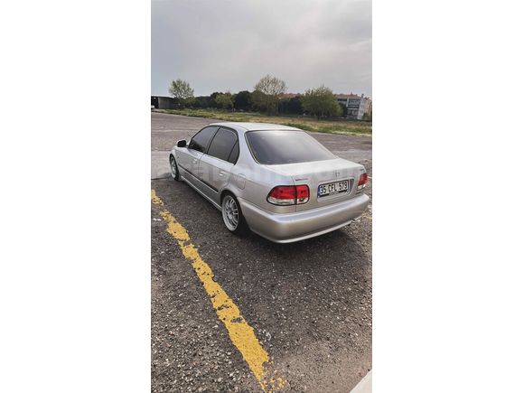 Sahibinden Honda Civic 1.6 i ES 2001 Model 