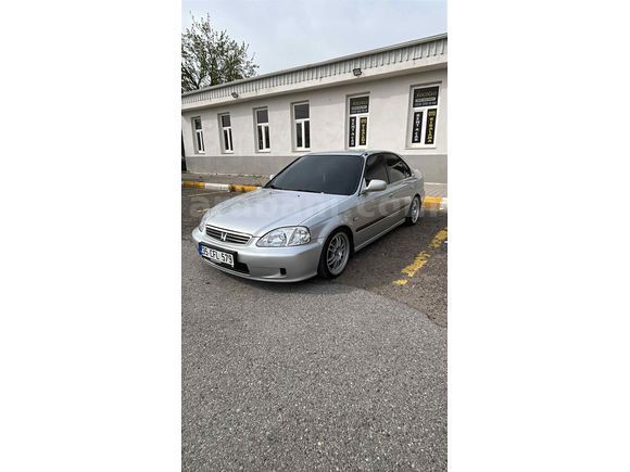 Sahibinden Honda Civic 1.6 i ES 2001 Model 