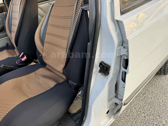 Öykü Oyo'dan Renault R 9 1.4 Spring  Orjinal Çürüksüz