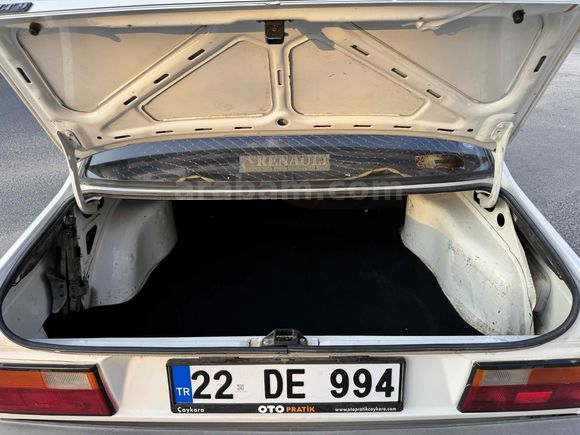 Öykü Oyo'dan Renault R 9 1.4 Spring  Orjinal Çürüksüz