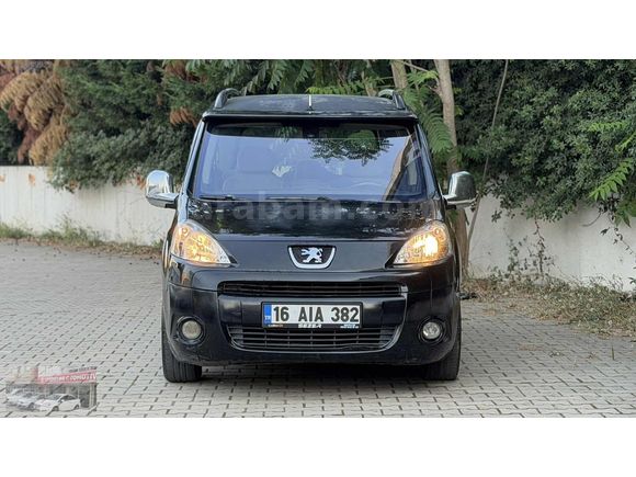 2009 ÇİFT SÜRGÜ PARTNER TEPEE