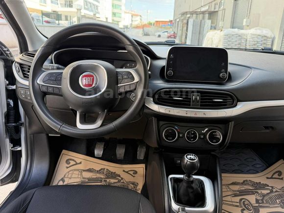 2020 1.4 URBAN PLUS 70 BİNDE TEMİZ BAKIMLI HATASIZ