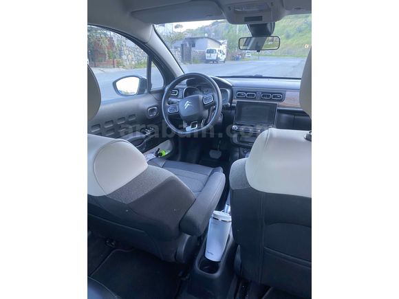 Sahibinden Citroen C3 1.2 PureTech Feel Bold 2023 Model 