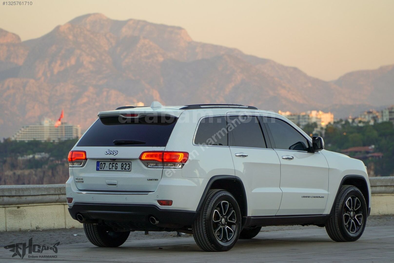 Galeriden Jeep Grand Cherokee 3.0 CRD Limited 2015 Model Antalya 219.000 km Beyaz 6