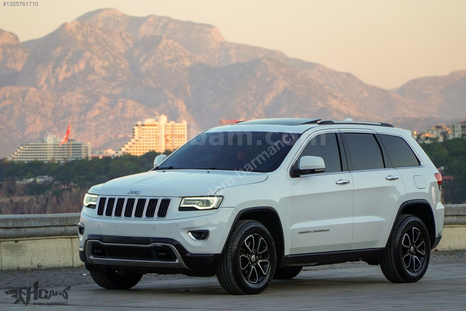Galeriden Jeep Grand Cherokee 3.0 CRD Limited 2015 Model Antalya 219.000 km Beyaz 5