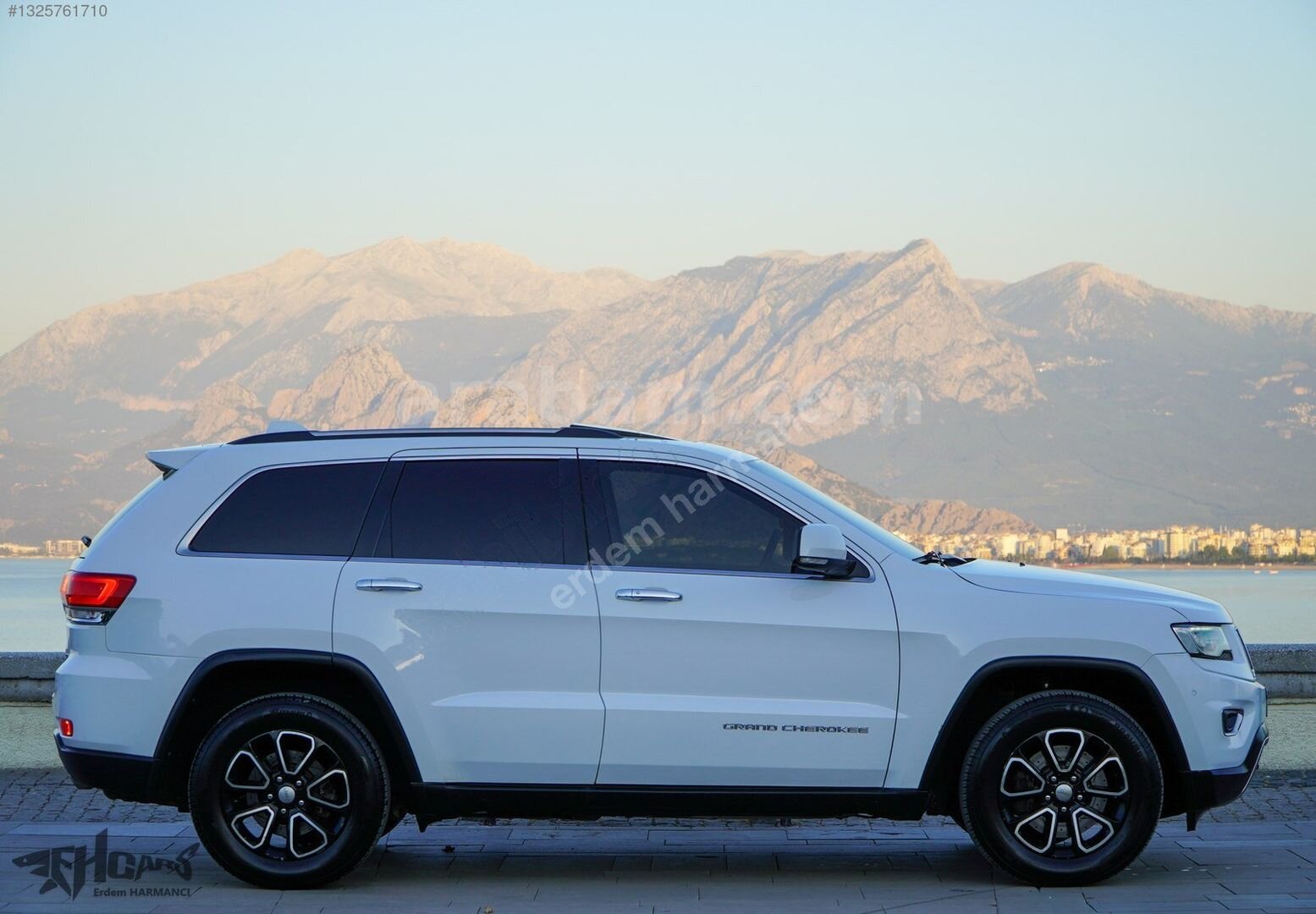 Galeriden Jeep Grand Cherokee 3.0 CRD Limited 2015 Model Antalya 219.000 km Beyaz 4
