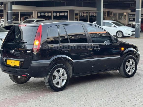 AY'CAR'DAN BAKIMLI 2011 FORD FUSİON