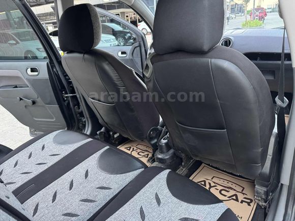 AY'CAR'DAN BAKIMLI 2011 FORD FUSİON
