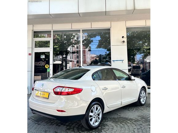 İLK SAHİBİNDN/FULL SERVİS BAKIMLI/SANROUF/OTOMOTİK/100 BİN KM'DE