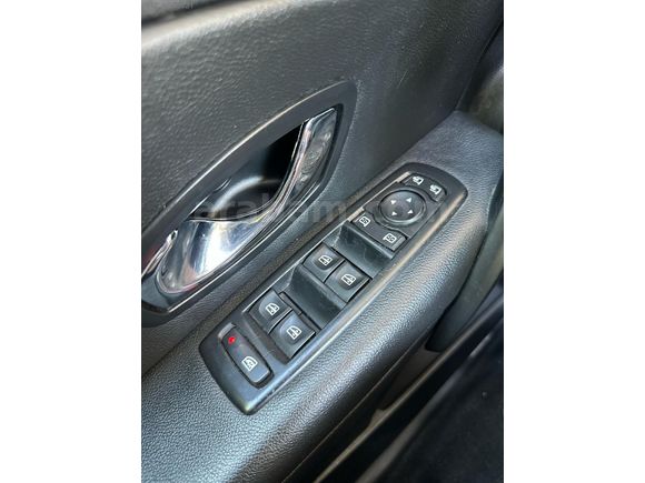 İLK SAHİBİNDN/FULL SERVİS BAKIMLI/SANROUF/OTOMOTİK/100 BİN KM'DE