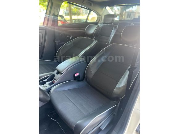 İLK SAHİBİNDN/FULL SERVİS BAKIMLI/SANROUF/OTOMOTİK/100 BİN KM'DE