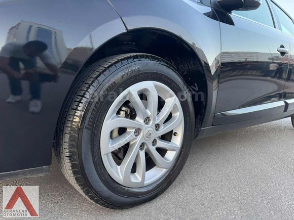 AKRANLARDAN FLUENCE EMSALSİZ 61BİN KM