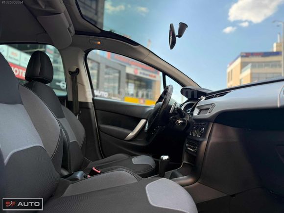 SF AUTO'DAN BOYASIZ TRAMERSİZ CAM TAVANLI 149.***KM'DE C3