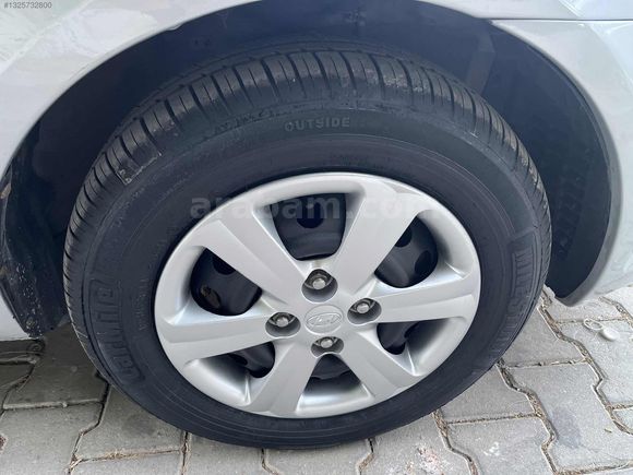 2009 MODEL 126BİN KM'DE ACCENT ERA 1.4 START