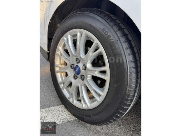 EKSPER GARANTİLİ 242.000 KM DE OTOMATİK VİTES