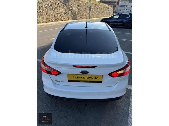 EKSPER GARANTİLİ 242.000 KM DE OTOMATİK VİTES