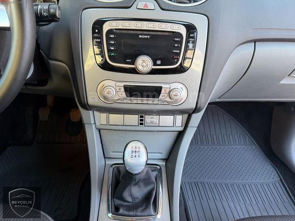 İLK EL TR DE EMSALSİZ KM 112.ooo SERVİS BAKIMLI FOCUS TİTANYUM