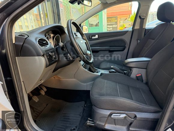 İLK EL TR DE EMSALSİZ KM 112.ooo SERVİS BAKIMLI FOCUS TİTANYUM
