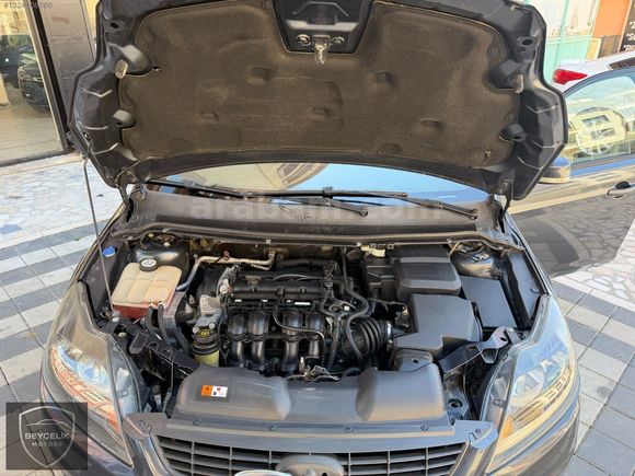 İLK EL TR DE EMSALSİZ KM 112.ooo SERVİS BAKIMLI FOCUS TİTANYUM