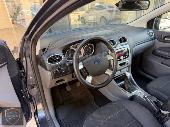 İLK EL TR DE EMSALSİZ KM 112.ooo SERVİS BAKIMLI FOCUS TİTANYUM