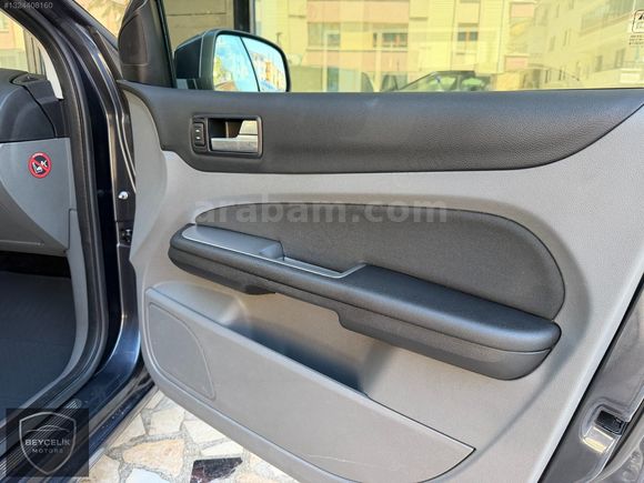 İLK EL TR DE EMSALSİZ KM 112.ooo SERVİS BAKIMLI FOCUS TİTANYUM
