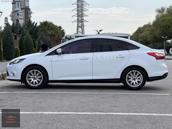 2013 / FORD FOCUS 1.6 Ti-VCT / DEĞİŞENSİZ TEK PARÇA BOYALI