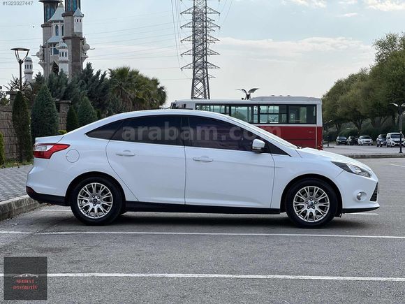 2013 / FORD FOCUS 1.6 Ti-VCT / DEĞİŞENSİZ TEK PARÇA BOYALI