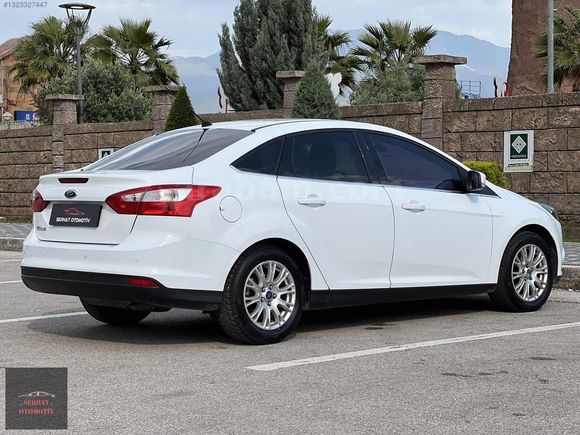 2013 / FORD FOCUS 1.6 Ti-VCT / DEĞİŞENSİZ TEK PARÇA BOYALI