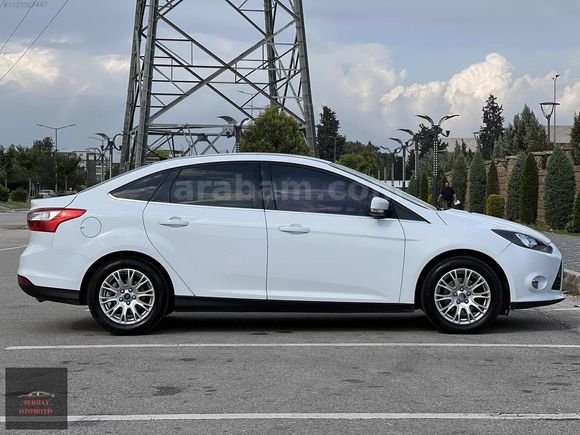 2013 / FORD FOCUS 1.6 Ti-VCT / DEĞİŞENSİZ TEK PARÇA BOYALI