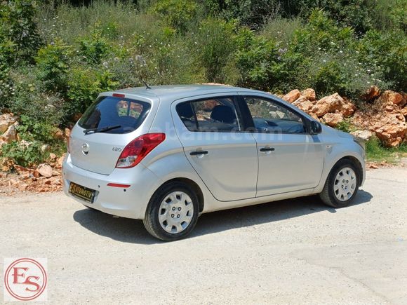 2012 BENZIN LPG HYUNDAI İ 20.. 269 BIN KMDE